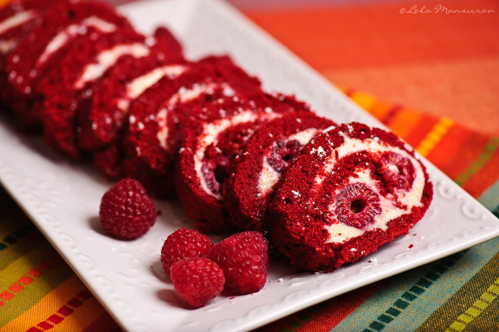 red-velvet-cake-roll-recipe-healthy-arbuz